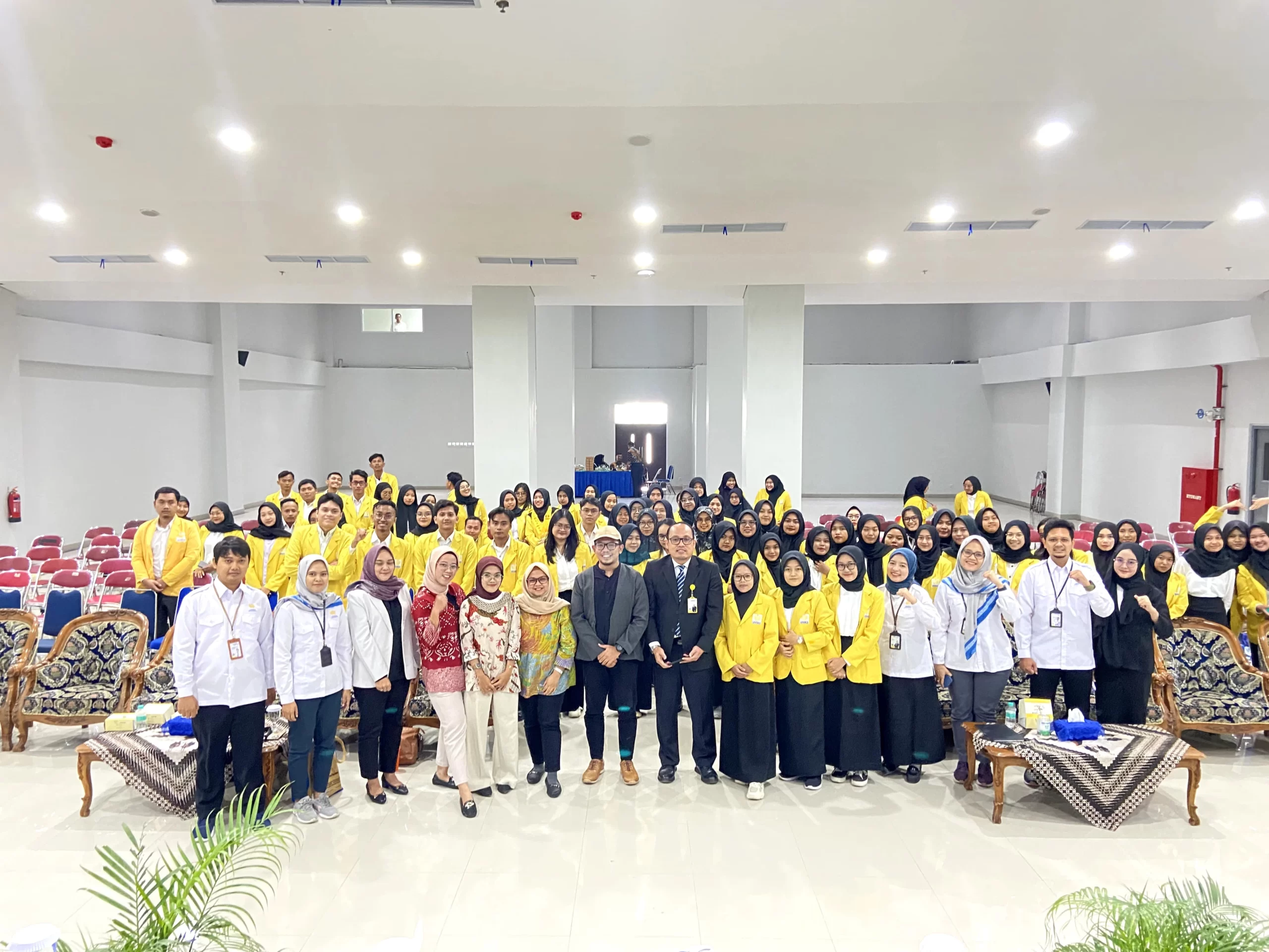 PADMA GLOBAL NUSATAMA DAN mutuperguruantinggi.id BERIKAN PEMBEKALAN KEPADA MAHASISWA : HOW TO GET EXTRAORDINARY CAREER PATH IN 3 MONTHS