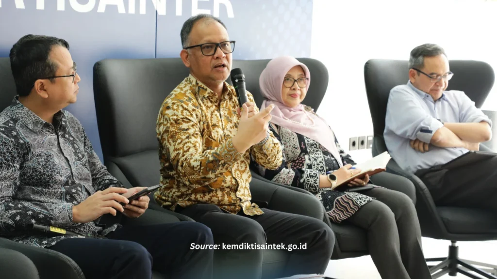 Kolaborasi Strategis Kemdiktisaintek dan Basarnas: Dorong Riset Perguruan Tinggi untuk Penanggulangan Darurat Nasional